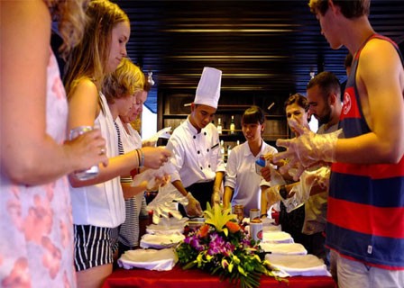 DRUM CAVE – HO DONG TIEN (B, L, D)