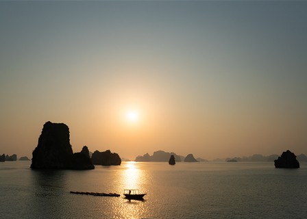 Hanoi - Explore Halong Bay and Lan Ha Bay