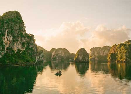 HANOI - TUAN CHAU HARBOR - HALONG BAY