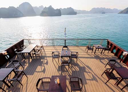 Hanoi – Lan Ha Bay – Bright Cave – Overnight Area