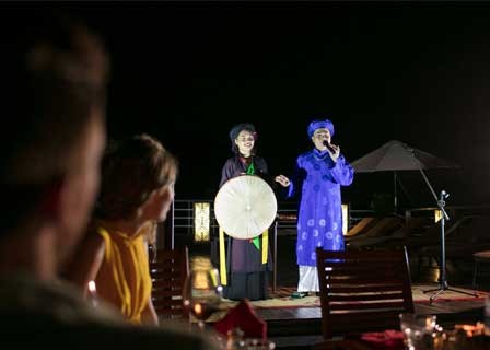 Viet Hai Village – Ba Ham Lake