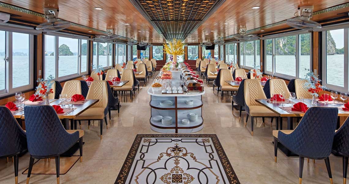 Cozy Bay Premium Cruise