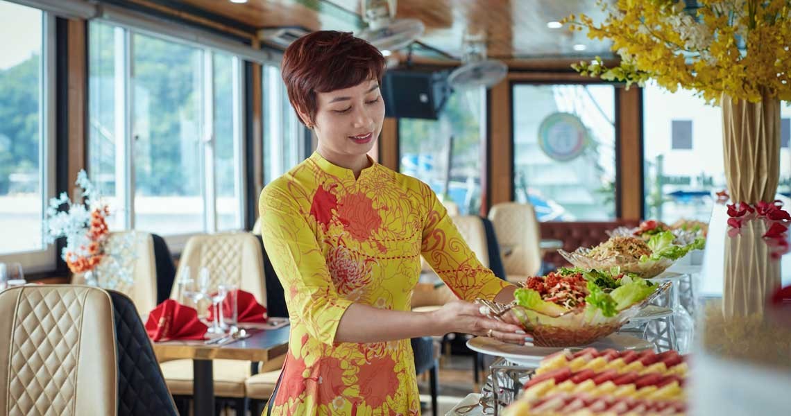 Cozy Bay Premium Cruise