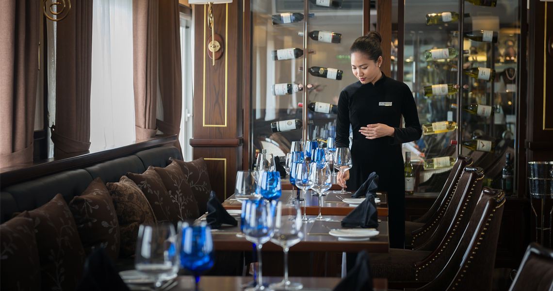 Paradise Elegance Cruises